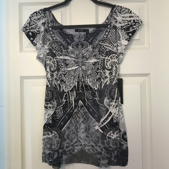 NWT Black and White Patterned Blouse by Apt 9 - Picture 1 of 6